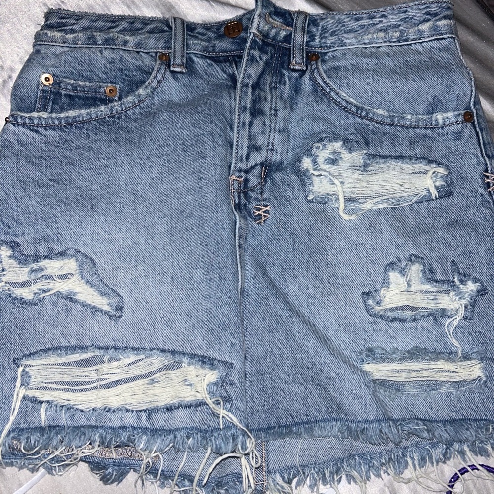 wore once it’s too big for my waist